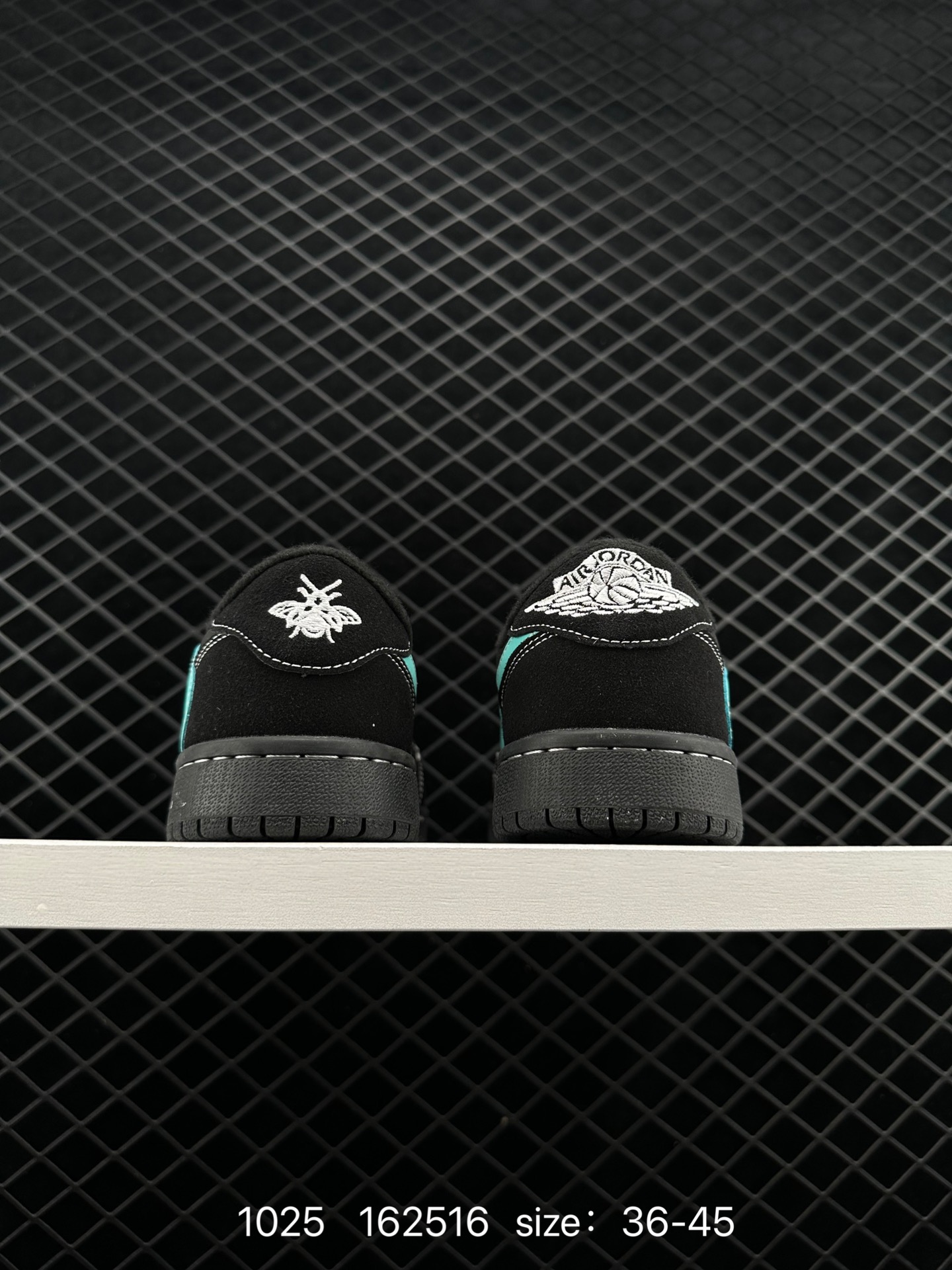 Travis Scott x Fragment x Air Jordan 1 Low 